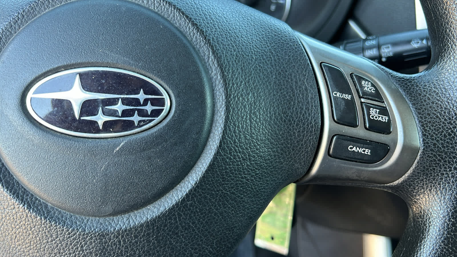 Used 2011 Subaru Forester 2.5X Premium w/ All-Weather Pkg AWD/4WD image 19