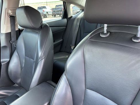 Used 2023 Honda Accord EX-L image 10