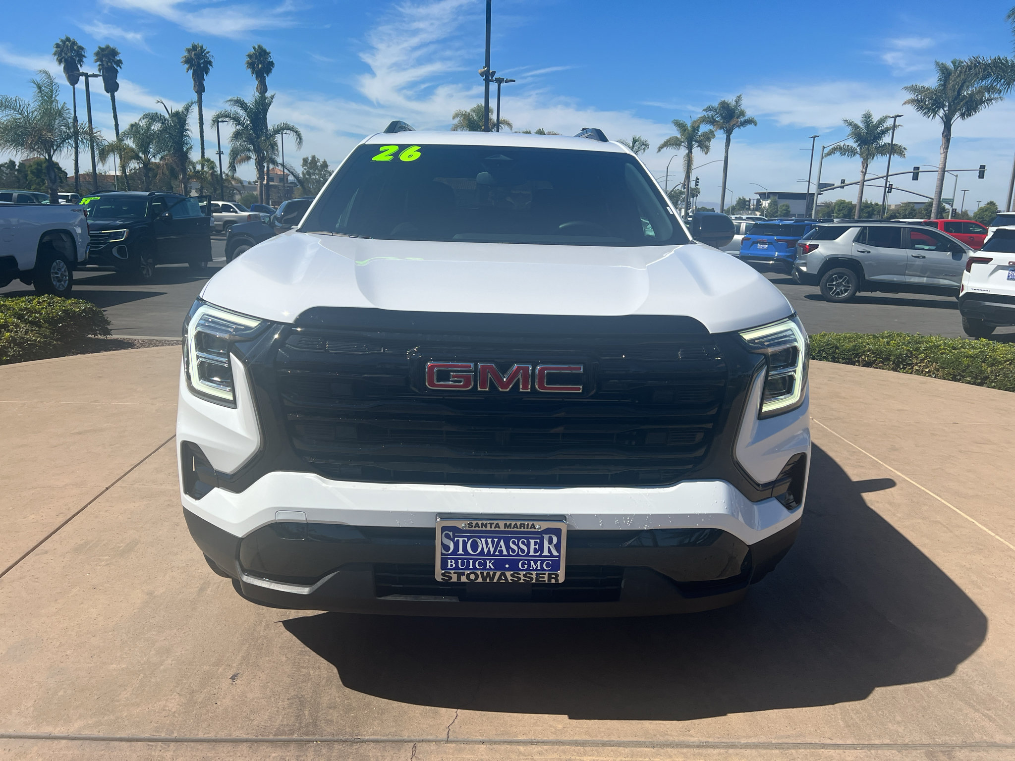 Used 2026 GMC Terrain Elevation w/ Elevation Premium Package FWD image 2