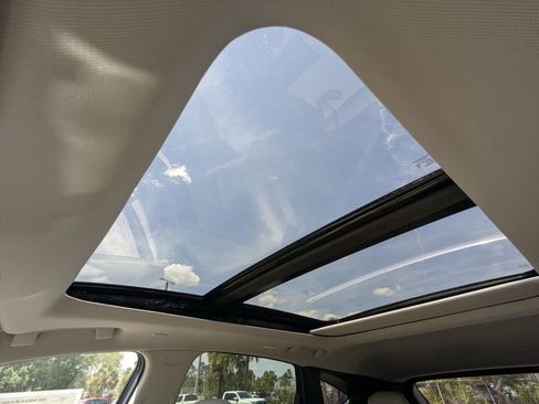New 2025 Nissan Murano SL AWD/4WD image 22