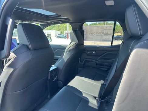 New 2026 Toyota 4Runner Limited AWD/4WD image 20