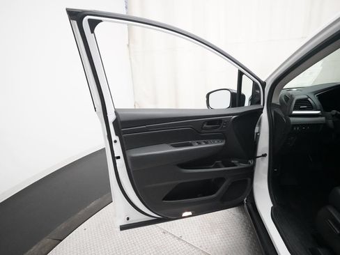 Used 2025 Honda Odyssey EX-L image 29