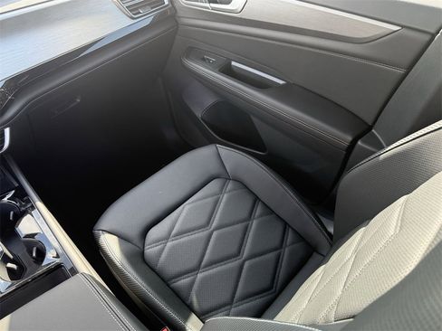 New 2026 Volkswagen Atlas Cross Sport SE image 25