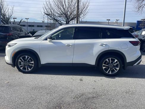 Certified 2025 INFINITI QX60 Luxe image 2