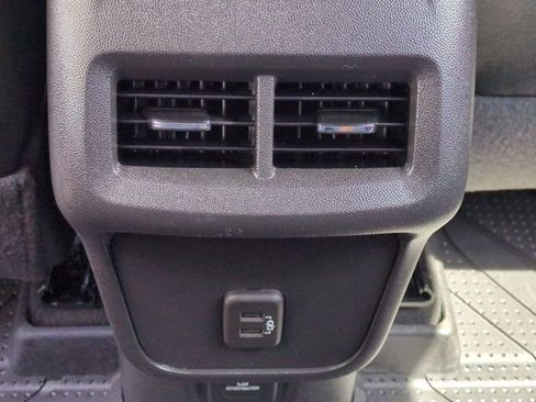 Used 2023 Chevrolet Equinox RS w/ RS Leather Package AWD/4WD image 23