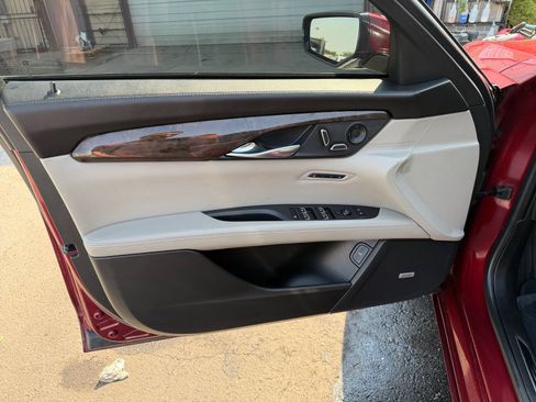 Used 2016 Cadillac CT6 Luxury AWD/4WD image 19