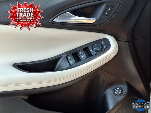 Used 2025 Buick Encore GX Sport Touring w/ Advanced Technology Package FWD image 18