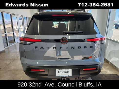New 2026 Nissan Pathfinder Rock Creek image 7