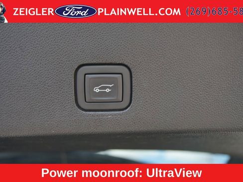 Used 2024 Cadillac XT6 Premium Luxury w/ LPO, Floor Liner Package AWD/4WD image 11