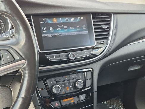 Used 2018 Buick Encore Essence FWD image 27
