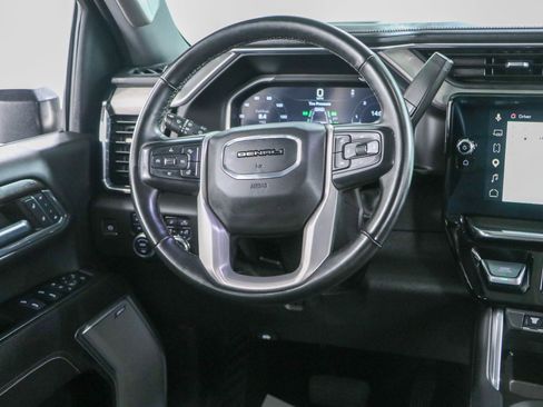 Used 2024 GMC Sierra 2500 Denali w/ Denali Reserve Package AWD/4WD image 13