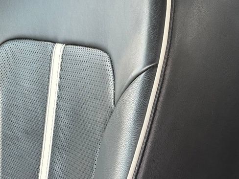 Used 2010 Lincoln MKZ FWD image 28