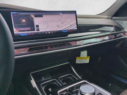 New 2026 BMW i7 eDrive50 w/ M Sport Package RWD image 12