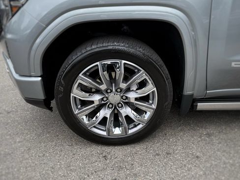 Used 2024 GMC Sierra 1500 Denali w/ Denali Reserve Package AWD/4WD image 18