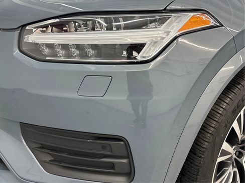 Used 2022 Volvo XC90 T6 Momentum w/ Climate Package image 34