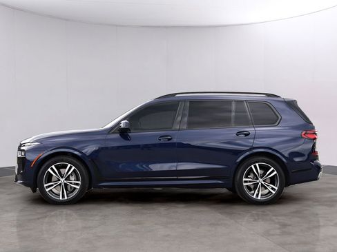 Used 2023 BMW X7 xDrive40i w/ Executive Package AWD/4WD image 4
