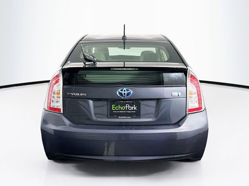 Used 2014 Toyota Prius Four image 7