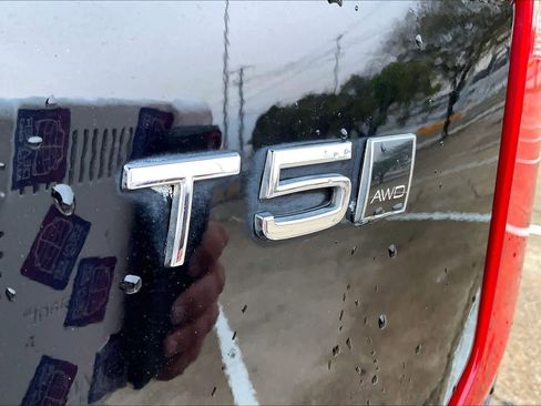 Used 2021 Volvo XC90 T5 Momentum image 7