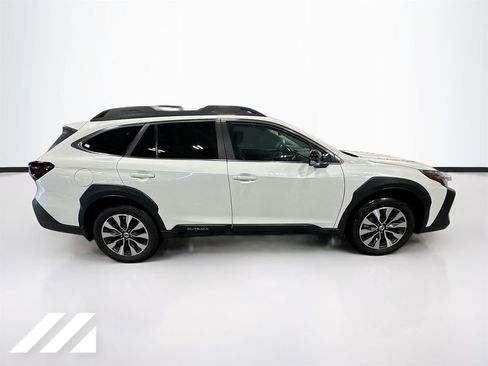Used 2024 Subaru Outback Limited XT image 4