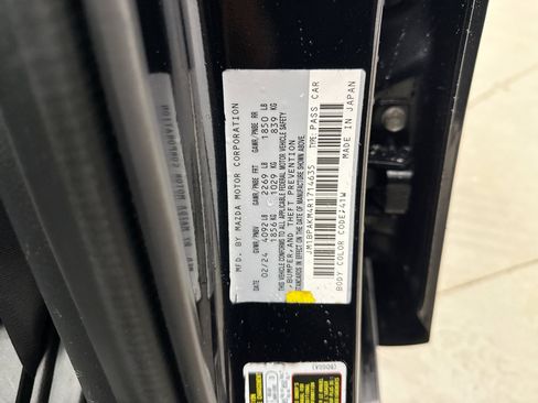 Used 2024 MAZDA MAZDA3 s FWD image 11