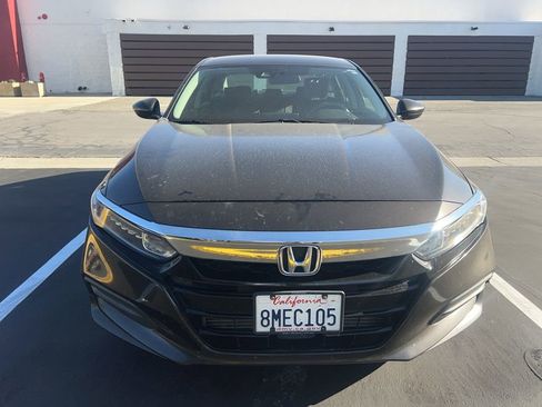 Used 2018 Honda Accord LX image 9