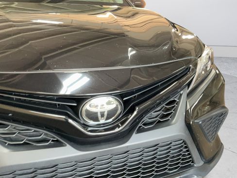 Used 2024 Toyota Camry SE FWD image 30