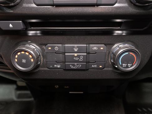Used 2015 Ford F150 XLT w/ Equipment Group 301A Mid AWD/4WD image 17