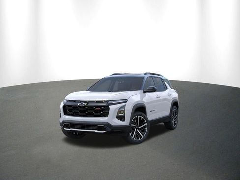 New 2026 Chevrolet Equinox RS w/ Convenience Package III FWD image 11