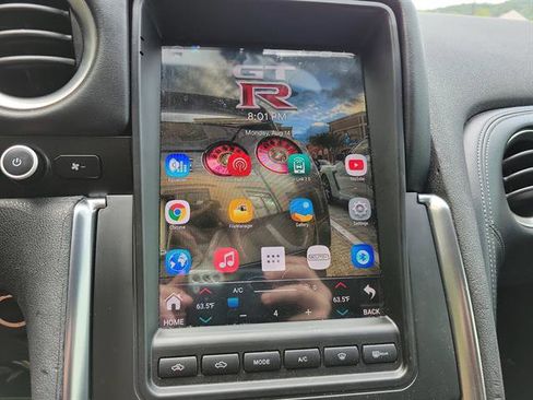 Used 2009 Nissan GT-R Premium image 11