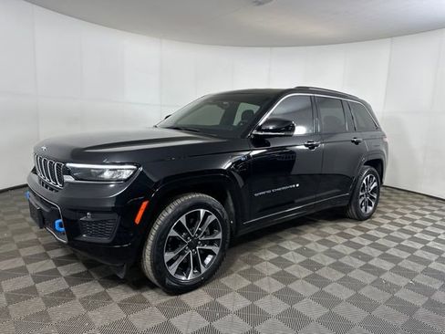 Used 2023 Jeep Grand Cherokee Overland image 7