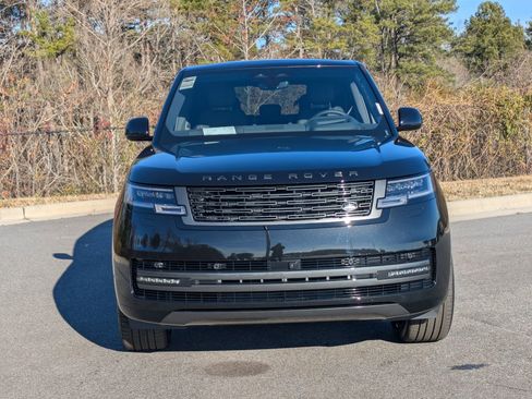 New 2026 Land Rover Range Rover SE image 2