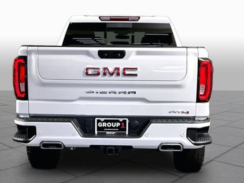 Certified 2024 GMC Sierra 1500 AT4 w/ AT4 Premium Package AWD/4WD image 5