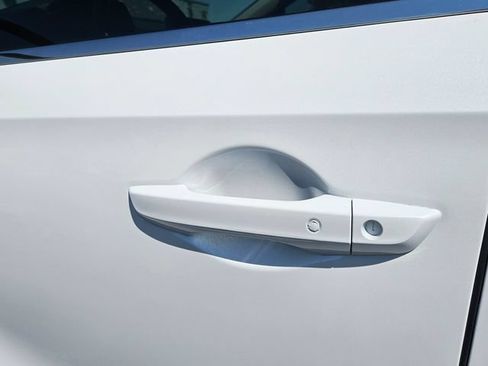 Used 2025 Honda Odyssey EX-L image 10