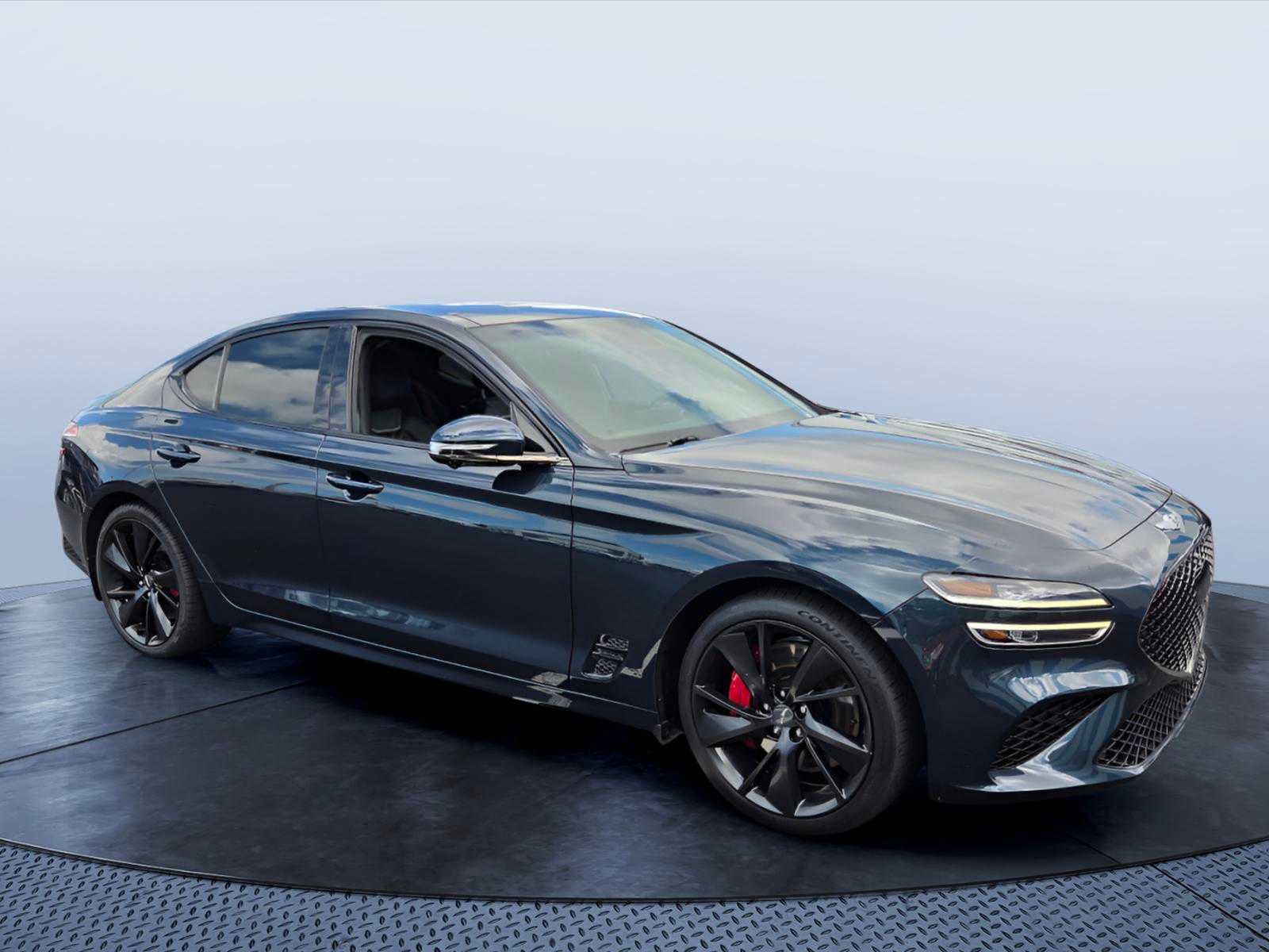 Used 2022 Genesis G70 3.3T RWD image 1