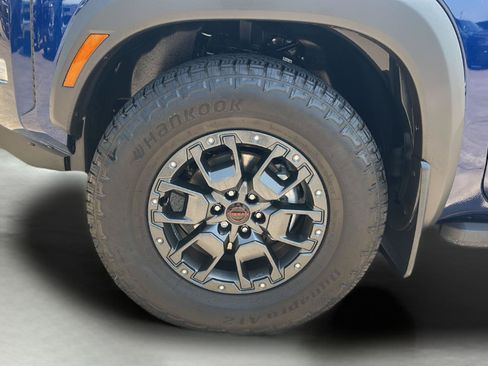 Used 2023 Nissan Frontier PRO-4X w/ Pro-4X Premium Package AWD/4WD image 31
