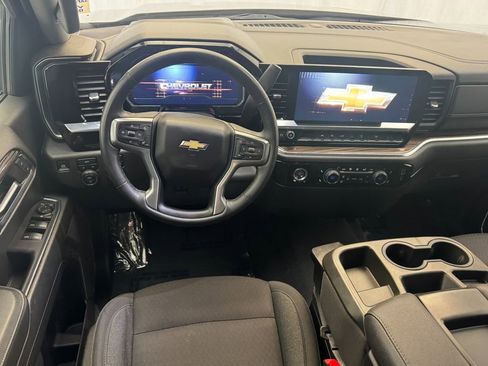 Certified 2024 Chevrolet Silverado 1500 LT image 11