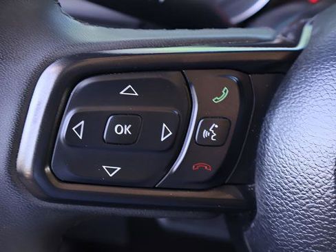 Used 2023 Jeep Gladiator Sport image 23