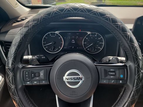 Used 2021 Nissan Rogue SL w/ Premium Package FWD image 31