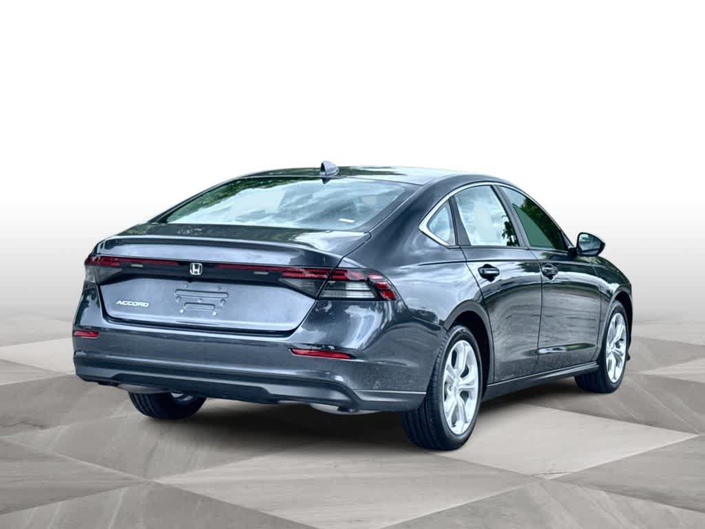 Used 2025 Honda Accord LX image 8