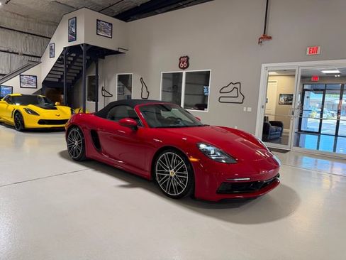 Used 2024 Porsche 718 Boxster GTS RWD image 69