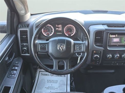 Used 2020 RAM 1500 Express w/ Express Value Package AWD/4WD image 20