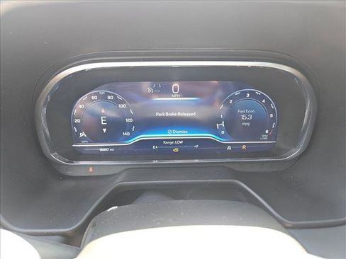 Used 2023 Chevrolet Tahoe LT w/ Luxury Package RWD image 23