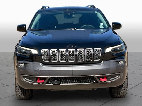 Used 2023 Jeep Cherokee Trailhawk w/ Premium Leather Package AWD/4WD image 4