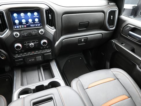 Used 2022 GMC Sierra 2500 AT4 w/ AT4 Preferred Package AWD/4WD image 39