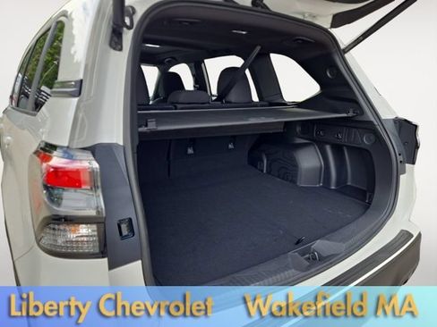Used 2025 Subaru Forester Premium AWD/4WD image 17