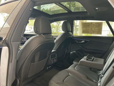 Used 2019 Audi Q8 Premium Plus image 37