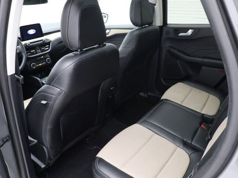 Used 2022 Ford Escape Titanium w/ Titanium Elite Package image 11