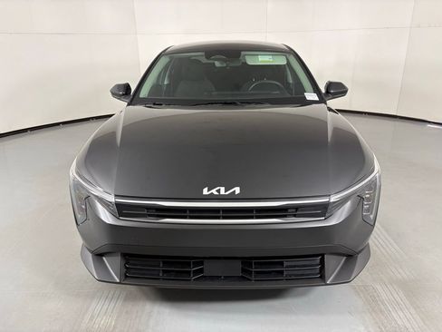 New 2026 Kia K4 FWD image 3