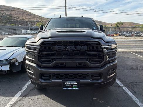 Used 2025 RAM 2500 Laramie AWD/4WD image 2