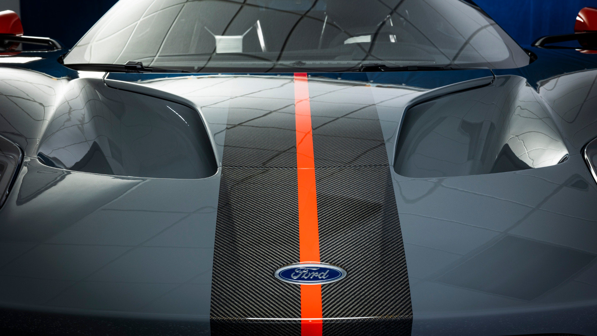 Used 2020 Ford GT Carbon Series RWD image 14